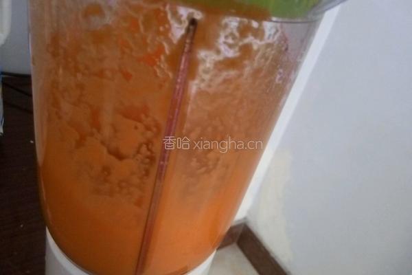 胡萝卜汁的做法图解5