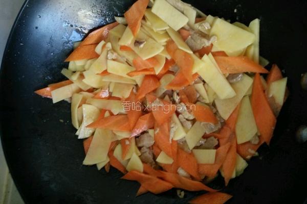 土豆胡萝卜片炒肉的做法图解6
