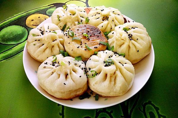 简易版生煎包（杏鲍菇洋葱猪肉馅）的做法图解15