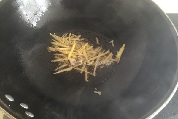 辣子鸭块的做法图解6