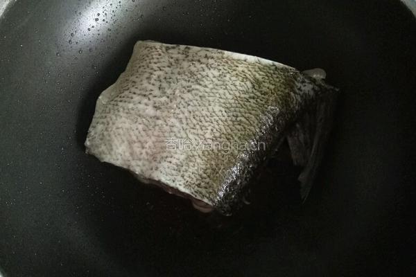红烧花鲢鱼段的做法图解2