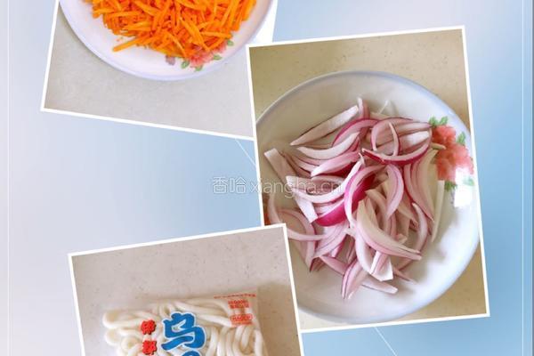 香菇鸡蛋炒乌冬面的做法图解1