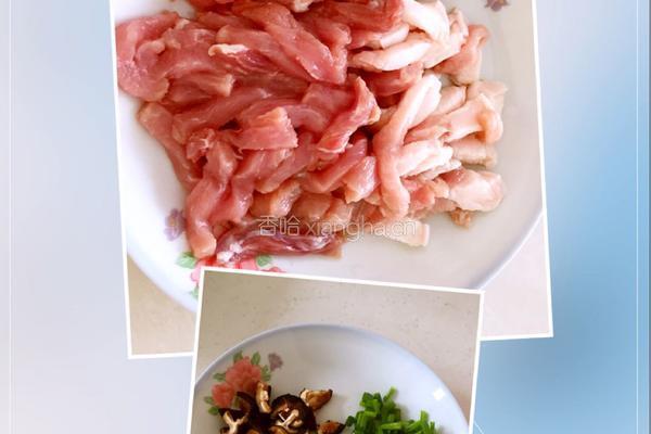 香菇鸡蛋炒乌冬面的做法图解2