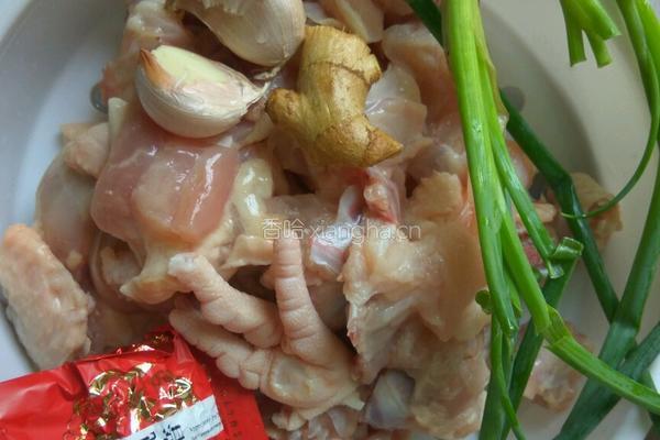 铁观音炖鸡的做法图解1