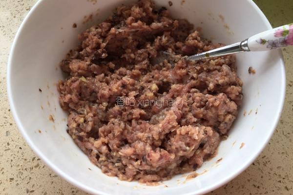 冬菇蒸瘦肉的做法图解2