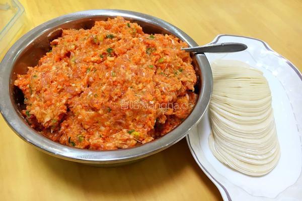 胡萝卜香菇猪肉水饺的做法图解7