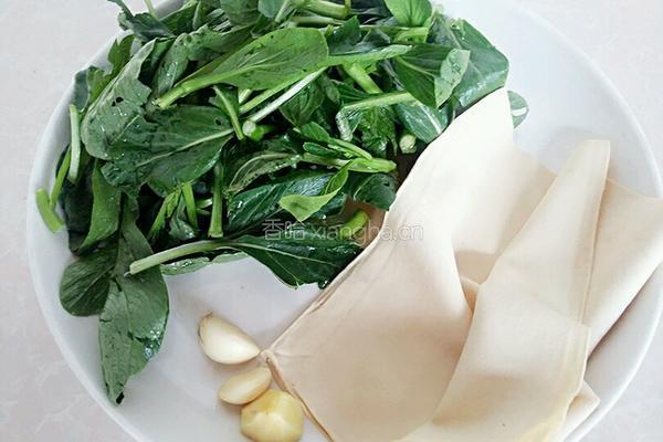 千张烧青菜的做法图解1