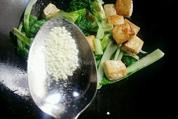 青菜炒豆腐的做法图解12