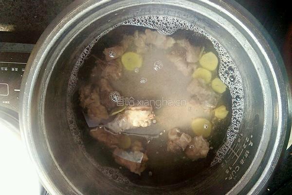 黄瓜排骨汤的做法图解5