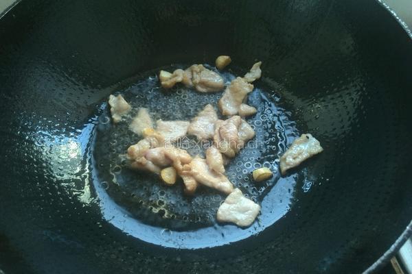 猪肉炒秋葵的做法图解6