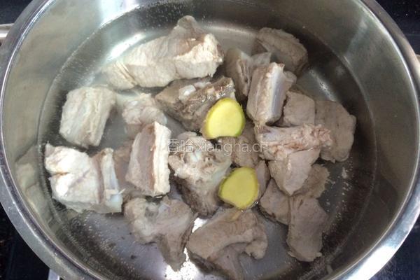 西红柿排骨汤的做法图解5