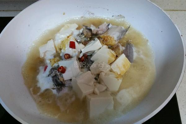 鳝鱼豆腐煲的做法图解3