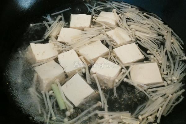 小白菜豆腐汤的做法图解4