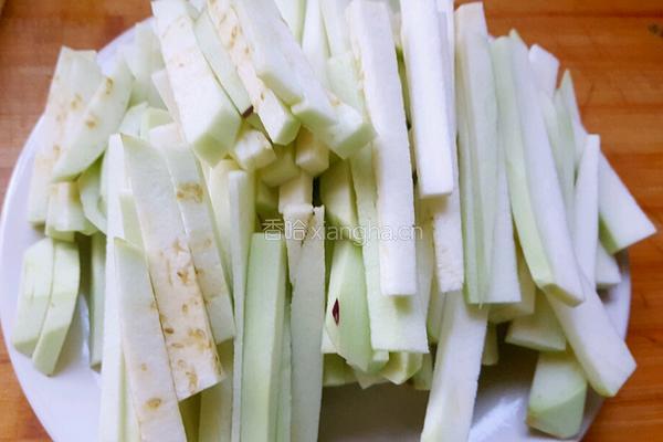 肉炒茄子的做法图解1