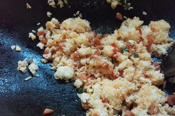 番茄酱炒饭的做法图解6