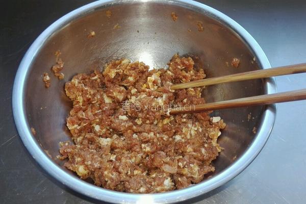 虎皮青椒包肉的做法图解2