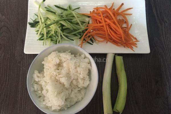 黄金蛋炒饭的做法图解1