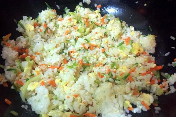黄金蛋炒饭的做法图解5