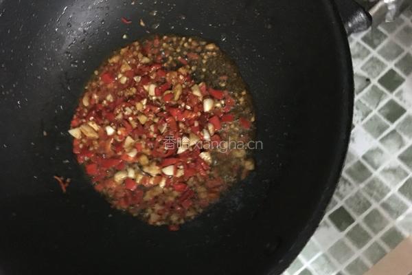 剁椒皮蛋的做法图解6