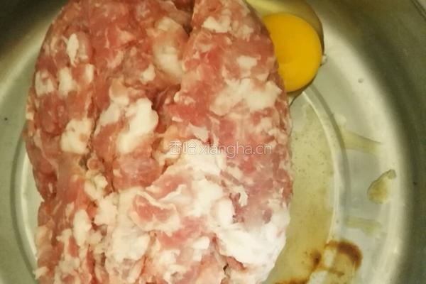 自制猪肉丸的做法图解5