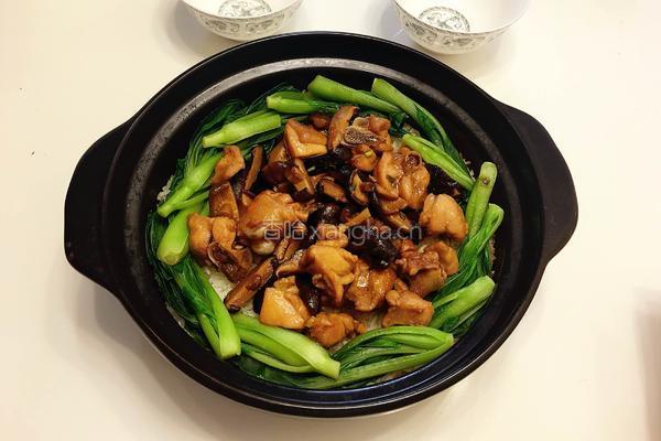 香菇滑鸡煲仔饭的做法图解6