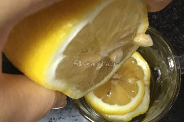 自制柠檬水的做法图解3