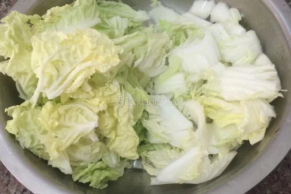 手撕白菜的做法图解2