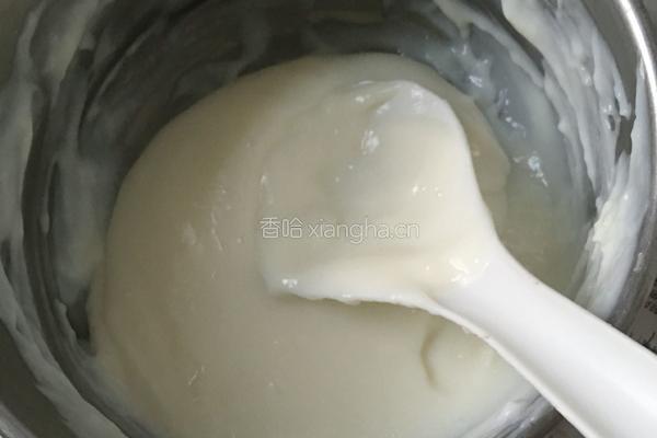 脆皮炸鲜奶的做法图解2