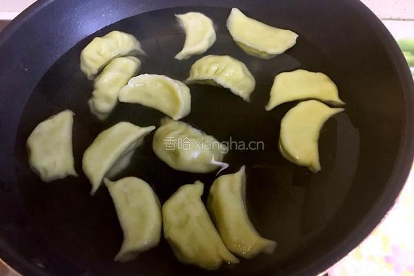 豆角饺子的做法图解14