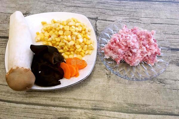 玉米猪肉馅饺子的做法图解2