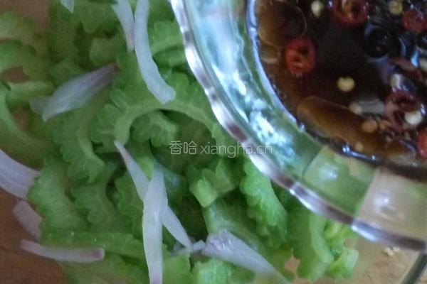 洋葱拌苦瓜的做法图解7
