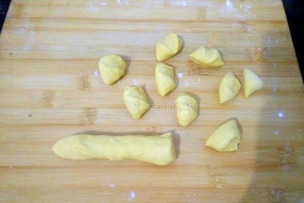黄金南瓜饺子的做法图解8