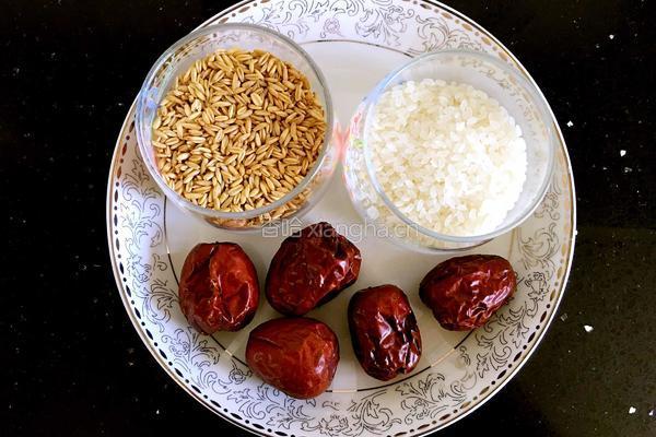 燕麦红枣粥的做法图解1