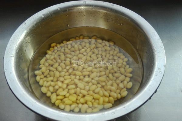 核桃花生豆浆的做法图解2