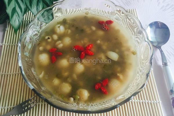 薏米莲子绿豆粥的做法图解6