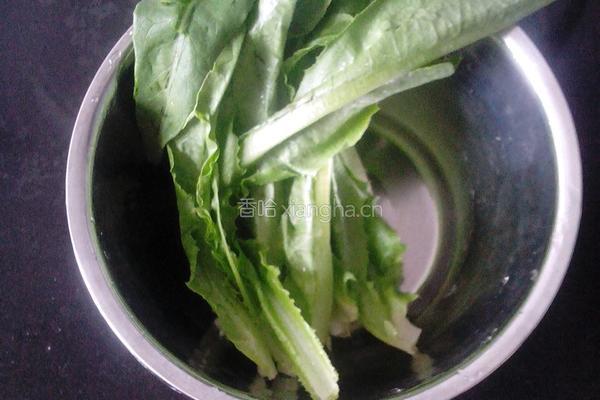 青菜丸子汤的做法图解2