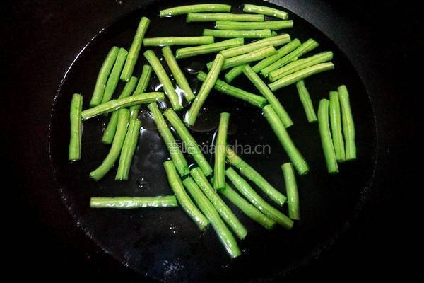 土豆炒豆角的做法图解4