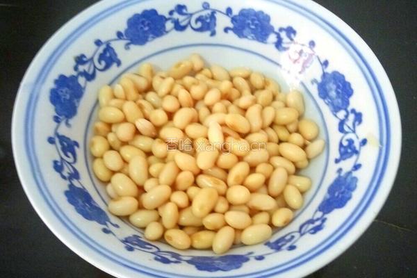 番茄黄豆的做法图解6