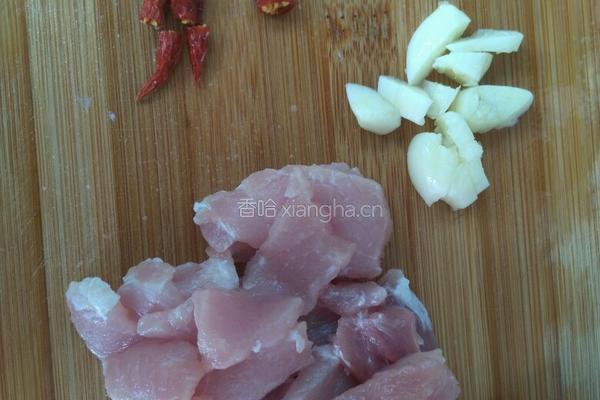 干煸包菜的做法图解2