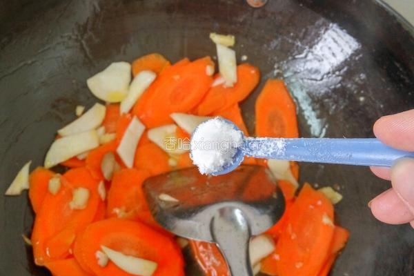 蚝香胡萝卜鲜菇片的做法图解5