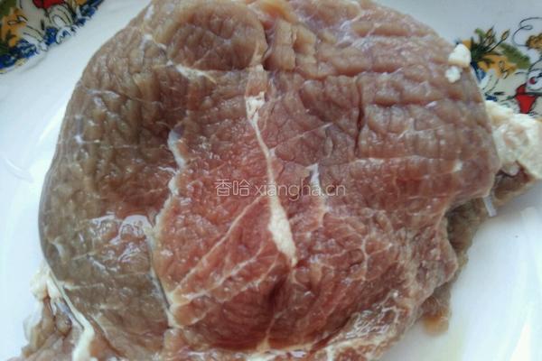 牙签牛肉的做法图解1