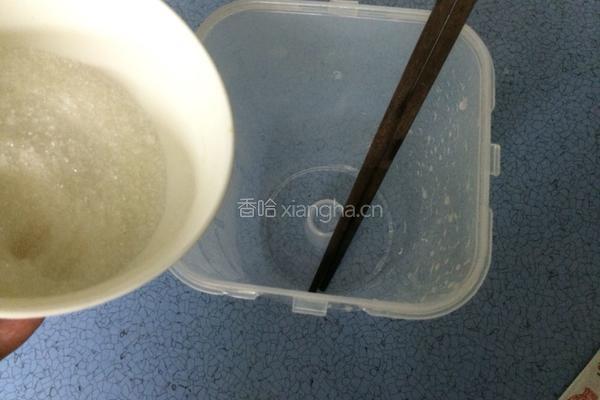酸牛奶的做法图解3