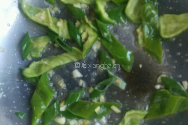 青椒炒猪肝的做法图解3