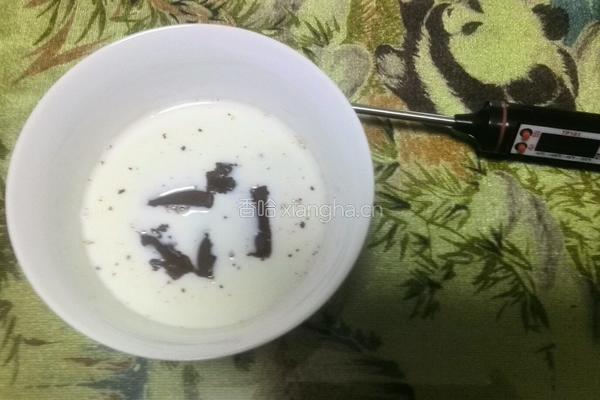 巧克力海绵蛋糕的做法图解2