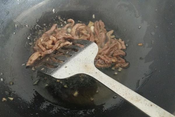 青椒胡萝卜炒肉丝的做法图解5