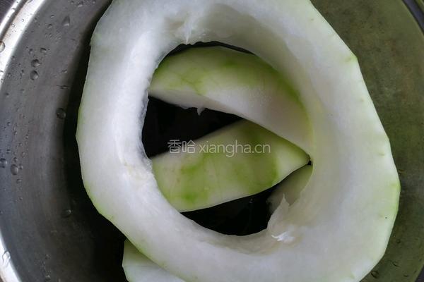冬瓜炒虾皮的做法图解1