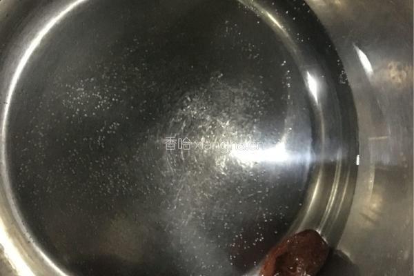 水煮荷包蛋的做法图解2