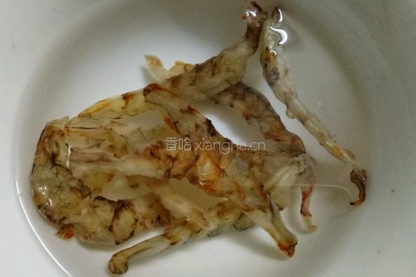 海虾干瑶柱瘦肉面条汤的做法图解1