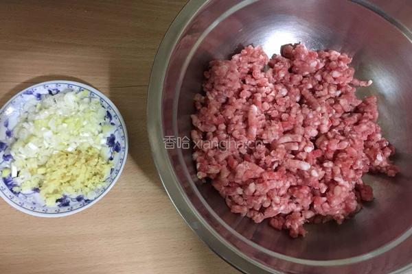 猪肉豆角水饺的做法图解7