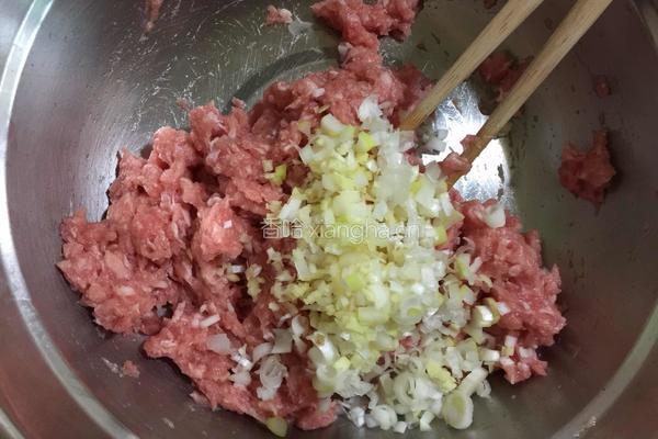 猪肉豆角水饺的做法图解8